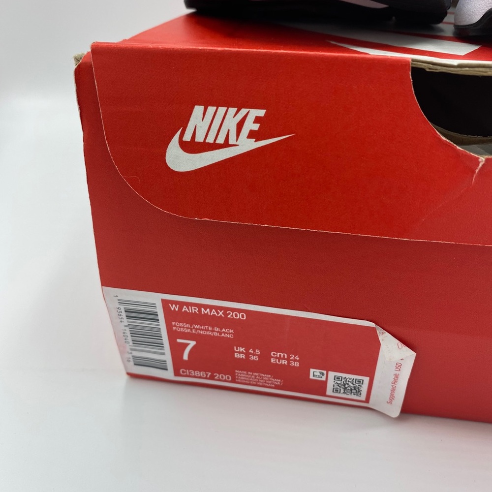 Nike Air Max 200 Women’s